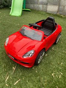 Ride on kids car