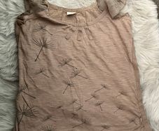 lovely top size xs