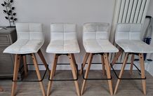 Bar stools x4