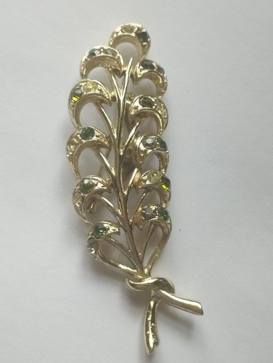 Vintage Brooch with Green Rhinestones.