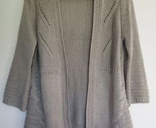 Ladies Knitted Cardigan - Size 10 - 12