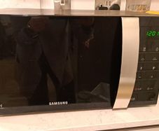 SAMSUNG microwave