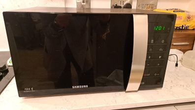SAMSUNG microwave