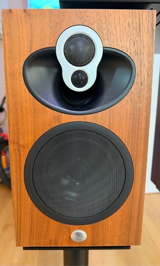 Linn acoustic system