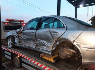 Panel beater repair very damaged cars