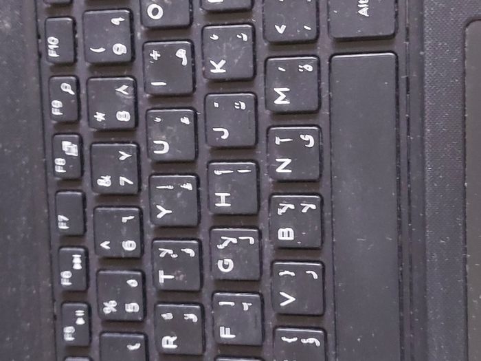 DELL Inspiron 15, Model 5100, Intel Core i3=7020U CPU, 2.3GHz, 4GB Ram, 1 Terrabyte HDD, Windows 10 64bit, Microsoft Edge, Chrome and VLC