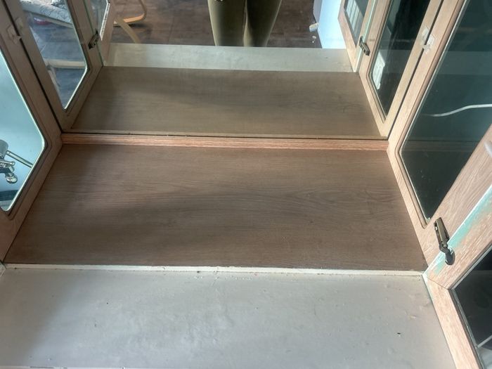 Wood kitchen cabinet