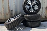 Genuine Volvo R-Design 19" Alloy Wheels