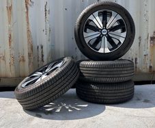 Genuine Volvo R-Design 19" Alloy Wheels