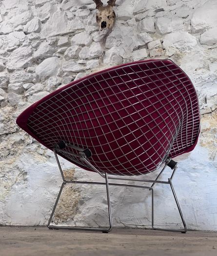 A Pair of Harry Bertoia for Knoll Model 422 Large Diamond Chairs