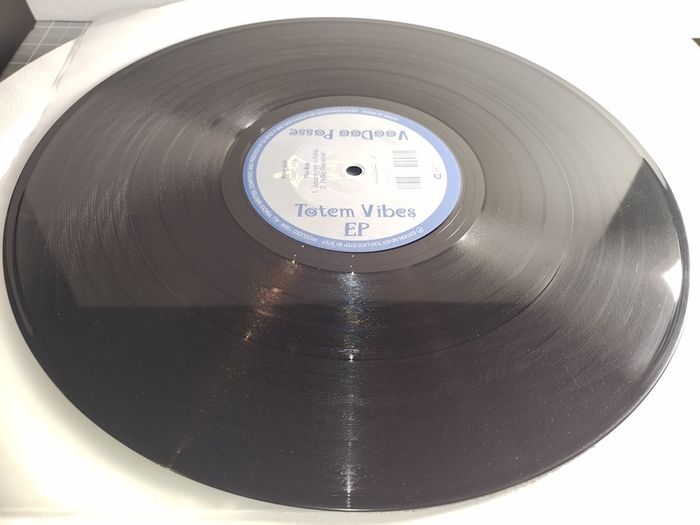 VOODOO Possee - Totem Vibes EP - CLASSIC Hard TRANCE Beast!! Original GERMAN '94 Pressing!