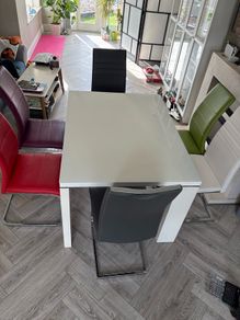 dinner table and 6 chairs