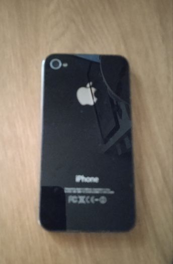Broken IPad and 6 phones for parts