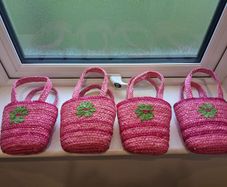 Girls pretty straw bags