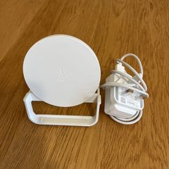 Belkin BOOST UP 10W Wireless Charging Stand