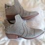 Women's Ankle Boot's Image 6