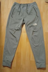The North Face Track bottoms ((Adult S/Perfect Condition))