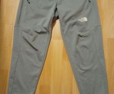 The North Face Track bottoms ((Adult S/Perfect Condition))