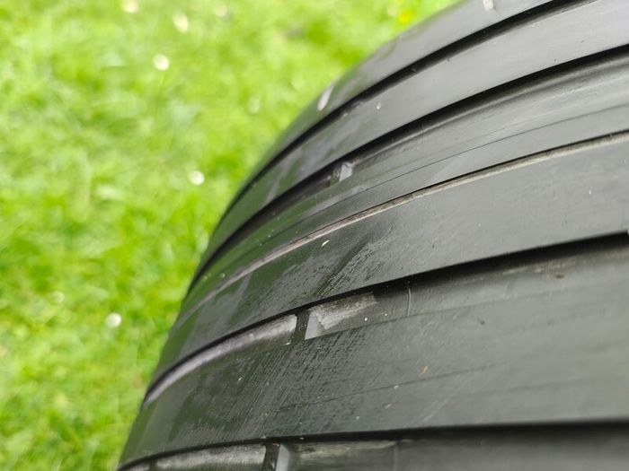 275/35/20 tyres