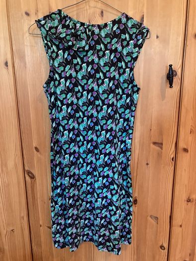 Oasis dress
