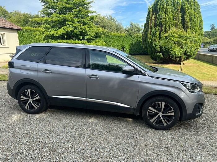 Peugeot 5008 (New engine just fitted)