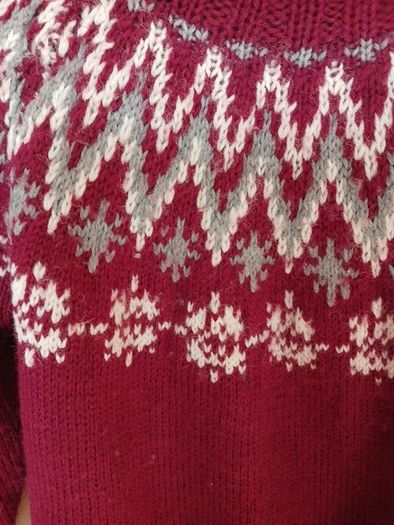 100 % wool jumper