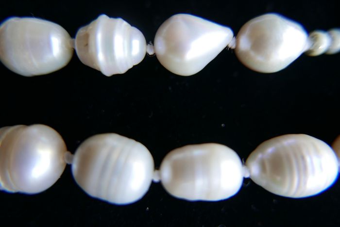 Vintage White Baroque Pearl Necklace