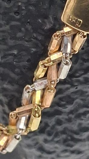 9 ct gold tri colored set