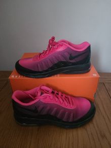New Nike Air Max size 2.5 UK