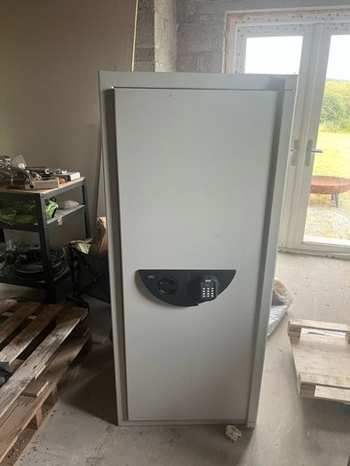 Burg Wachter 800 range gun safe