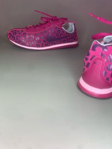 Get Premium leather Nike's