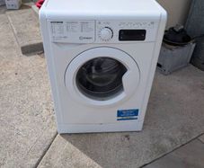 Indesit 9kg washing machine
