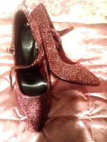 Women's shoes
