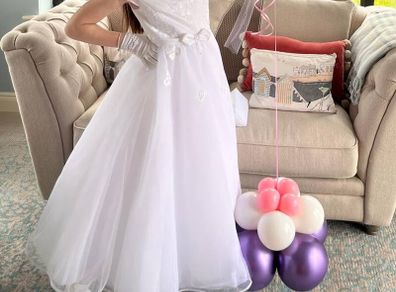 Communion Dress & Accessories and shoes ages 9 poinsettia