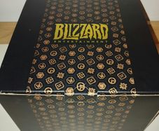 Blizzard Entertainment 2018 Employee Exclusive Gift Floating Led Statue