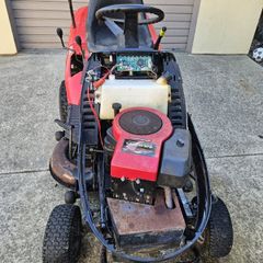 Castle Garden Twin Cut Ride On Lawn Mower