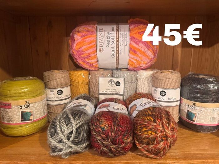Yarn Knitting/Crochet