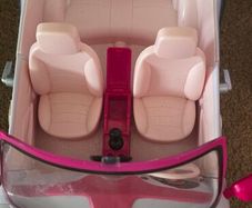 doll car