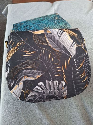 Women's handbags