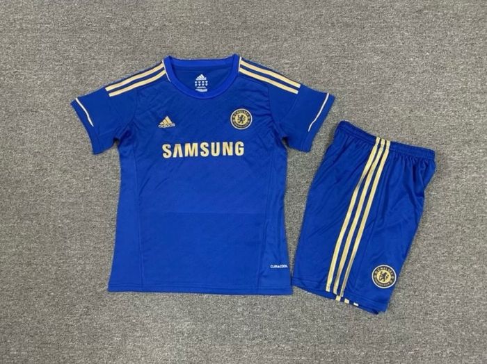 Retro football kits