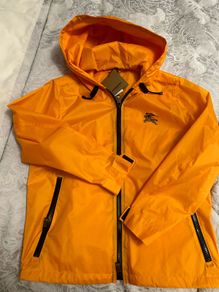 BNWOT Burberry Windbreaker UK 8-10
