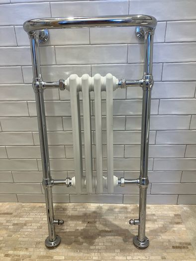 BNIB Luxurious White Period Style Cashel Sink
