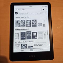 Amazon Kindle Paperwhite 11th Gen 8GB with ads