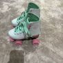 Mia roller skates Image 2