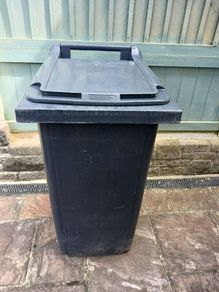 Wheelie bin