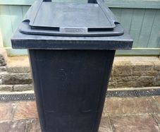 Wheelie bin