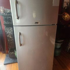 Large Fridge/Freezer