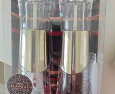 Salt and pepper mill set