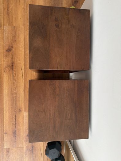 Pack of 2 square bedside tables