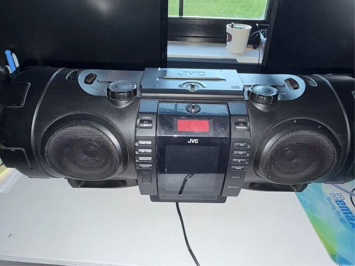 JVC RV-NB75B Boomblaster Black (Lightning & Bluetooth)